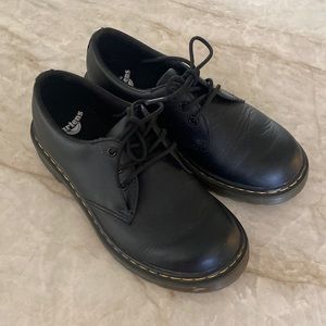Kids doc martens